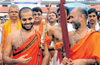 Centuries old differences:  Sode, Subrahmanya mutts reconcile